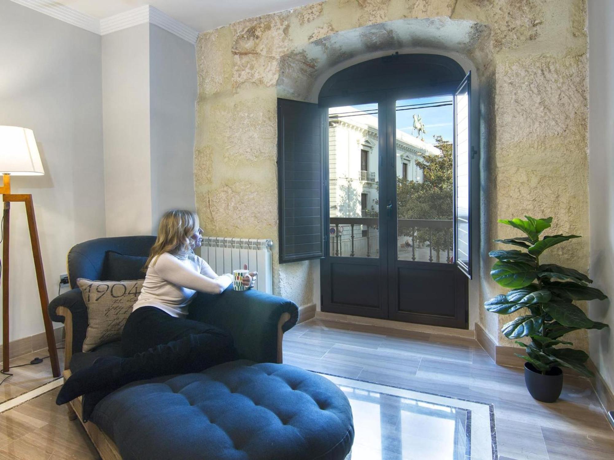 Elegant Town Hall Apartment With Views Granada Exterior photo
